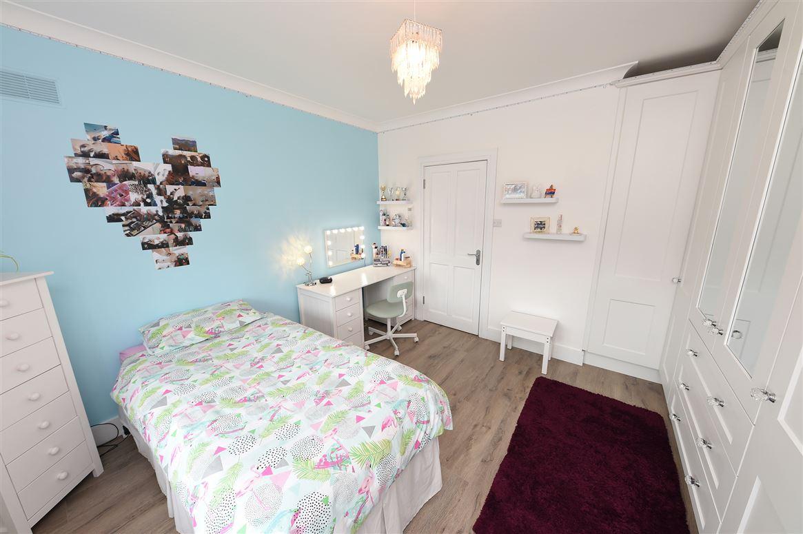 12 Monswood, Clarke’s Hill, Rochestown, Co. Cork