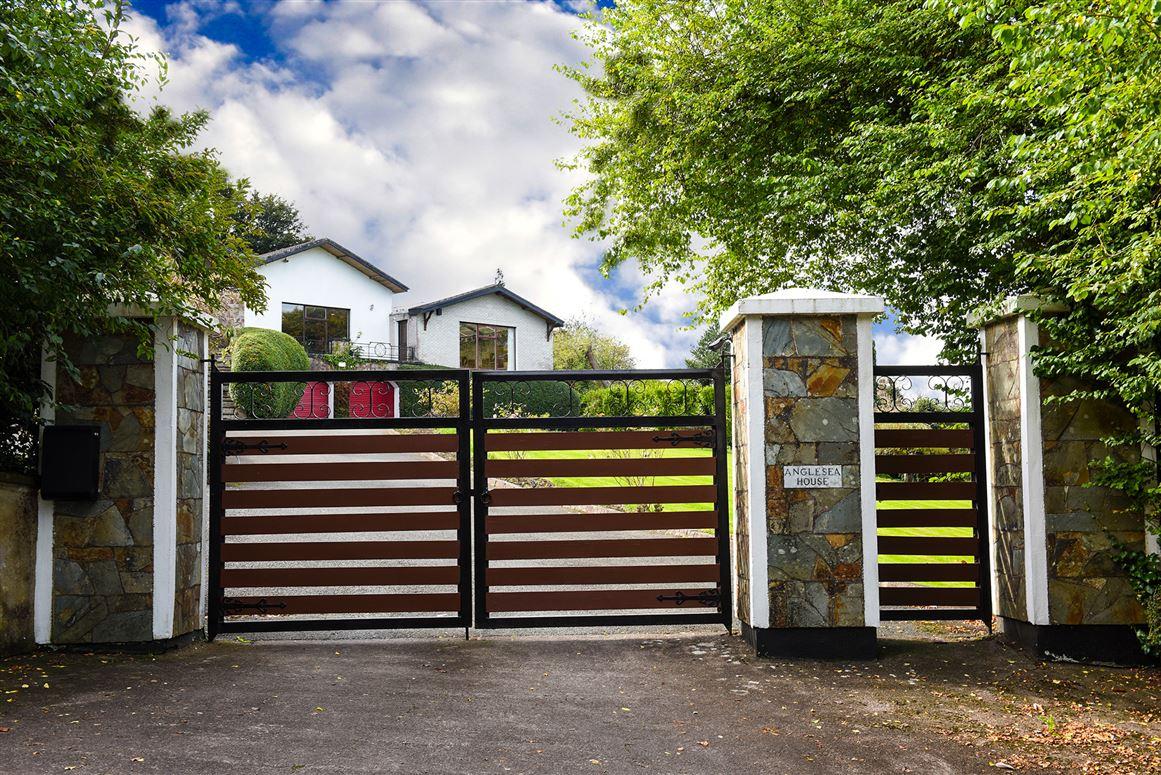 Anglesea House, Lower Kensington, Coach Hill, Cork, Rochestown, Co. Cork