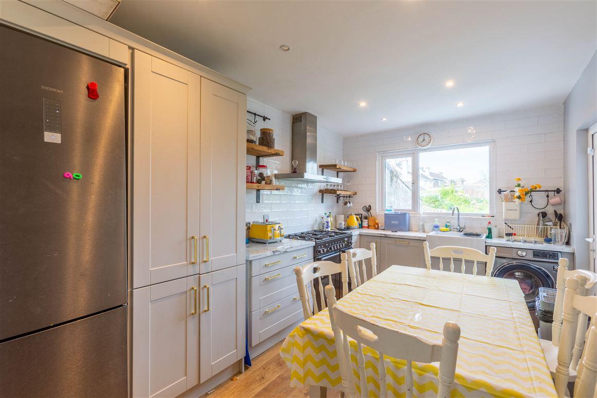 Ashton, 12 Laurel Park, Ballinlough, Co. Cork