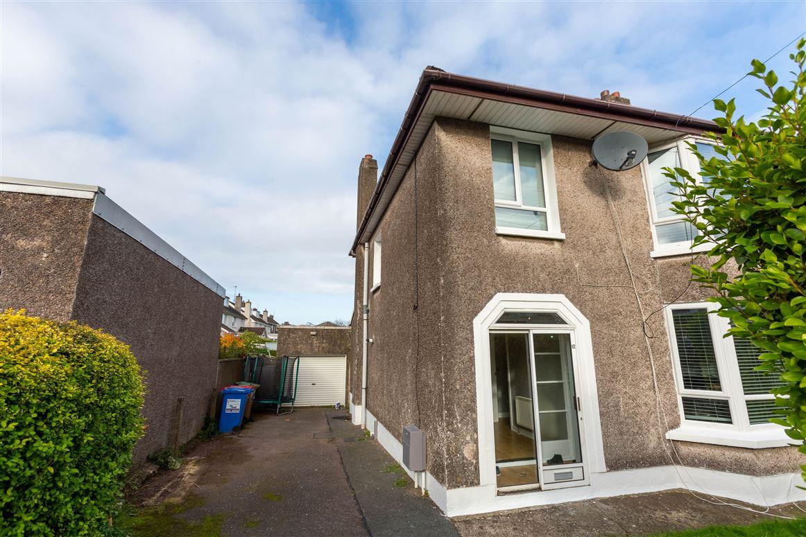 Ashton, 12 Laurel Park, Ballinlough, Co. Cork