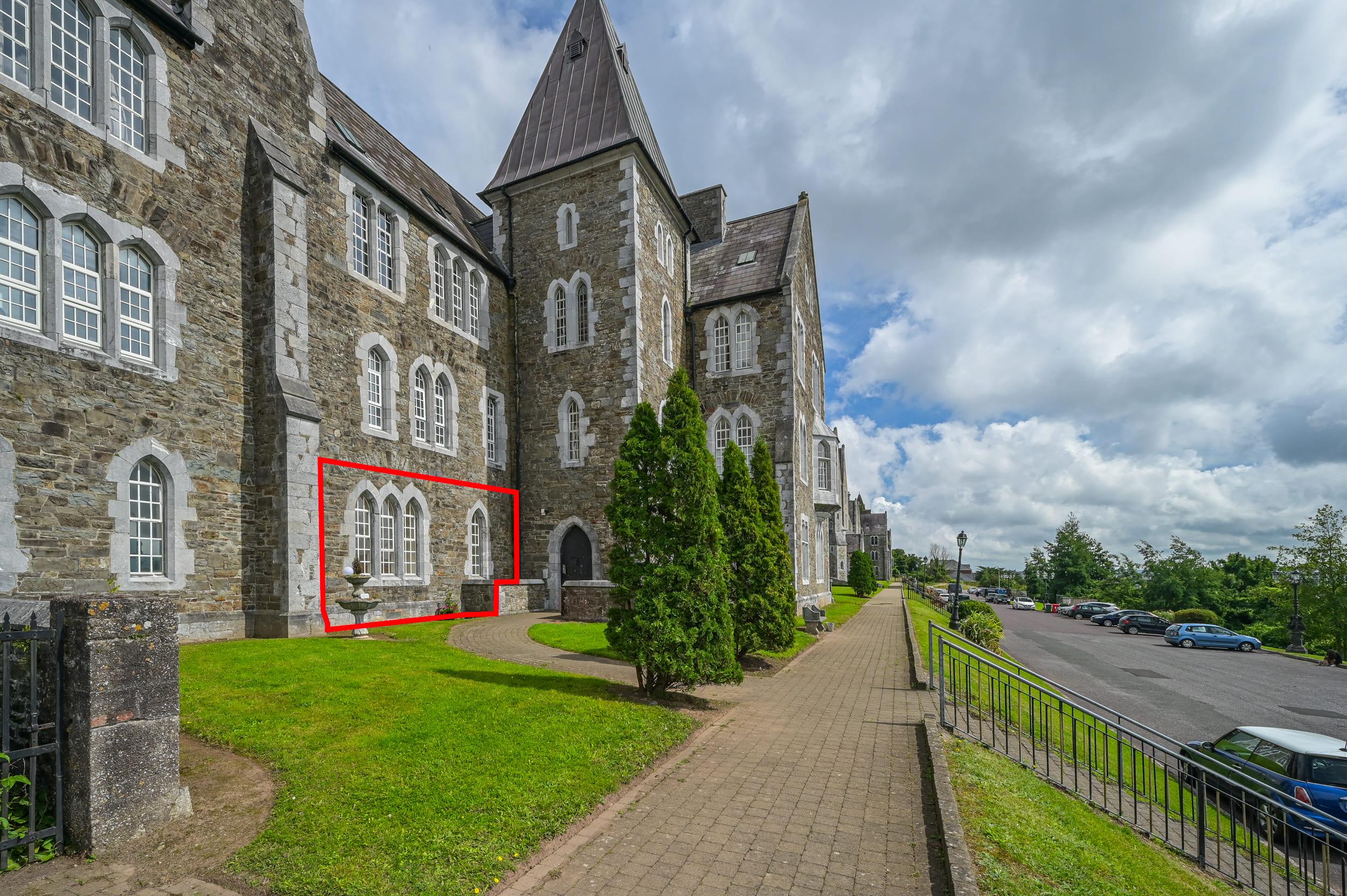 08.17 Apartment 108, Atkins Hall, Lee Road Stokes H Pix Prints 17