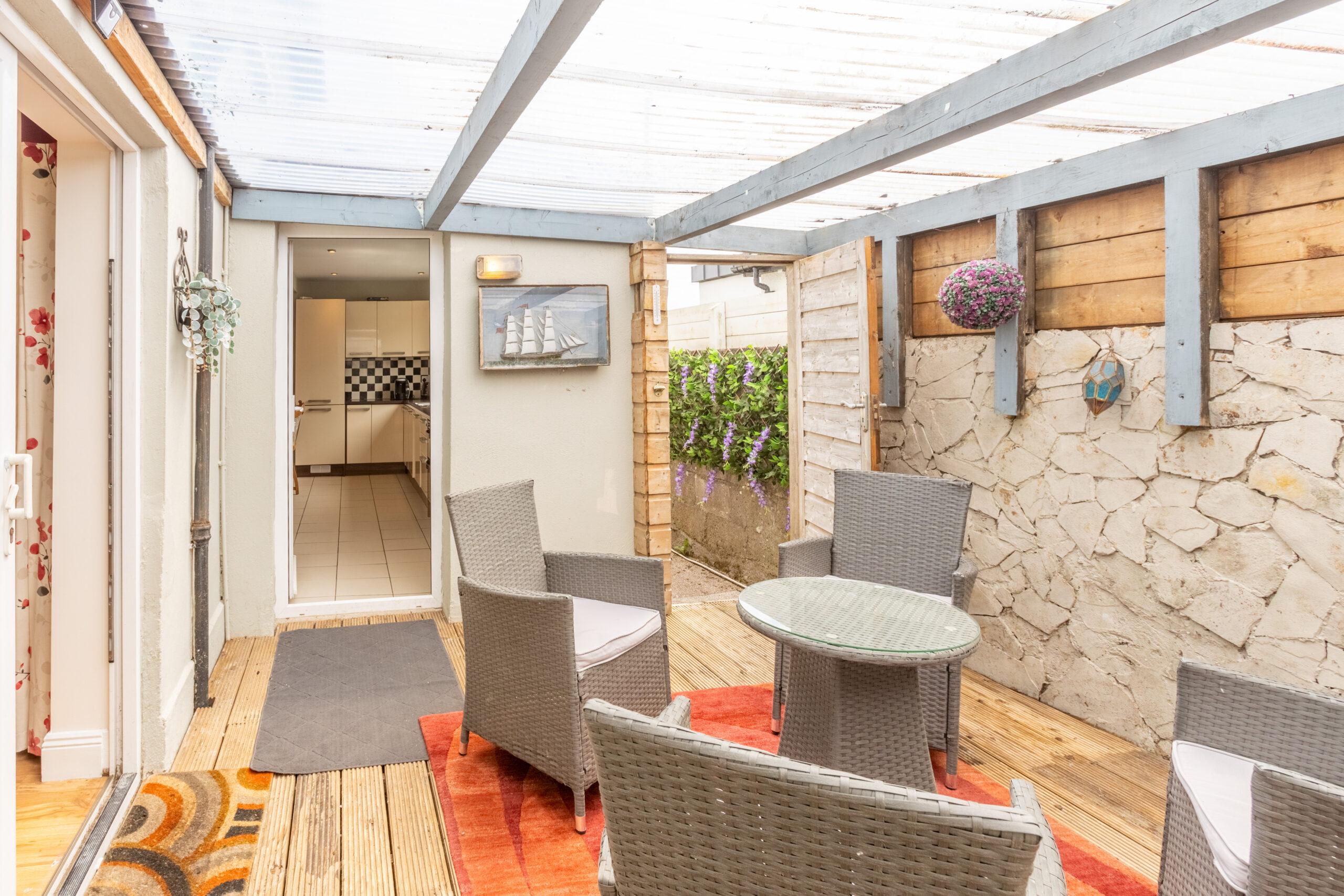 1690378190 256 17988 Ugf0cmljawegu3rva2vzic0gvghliefuy2hvcmfnzsatidigtw91bnqgugxlyxnhbnqglsbudxjuzxjzienyb3nzltc4