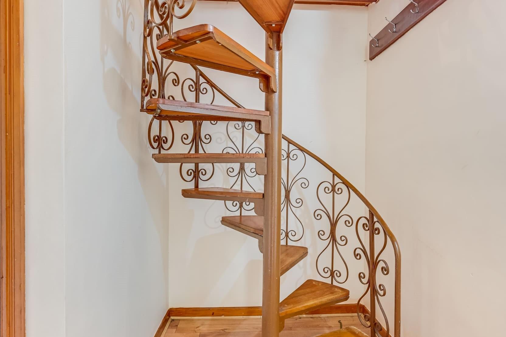 Pres 17 Stairs Landscape