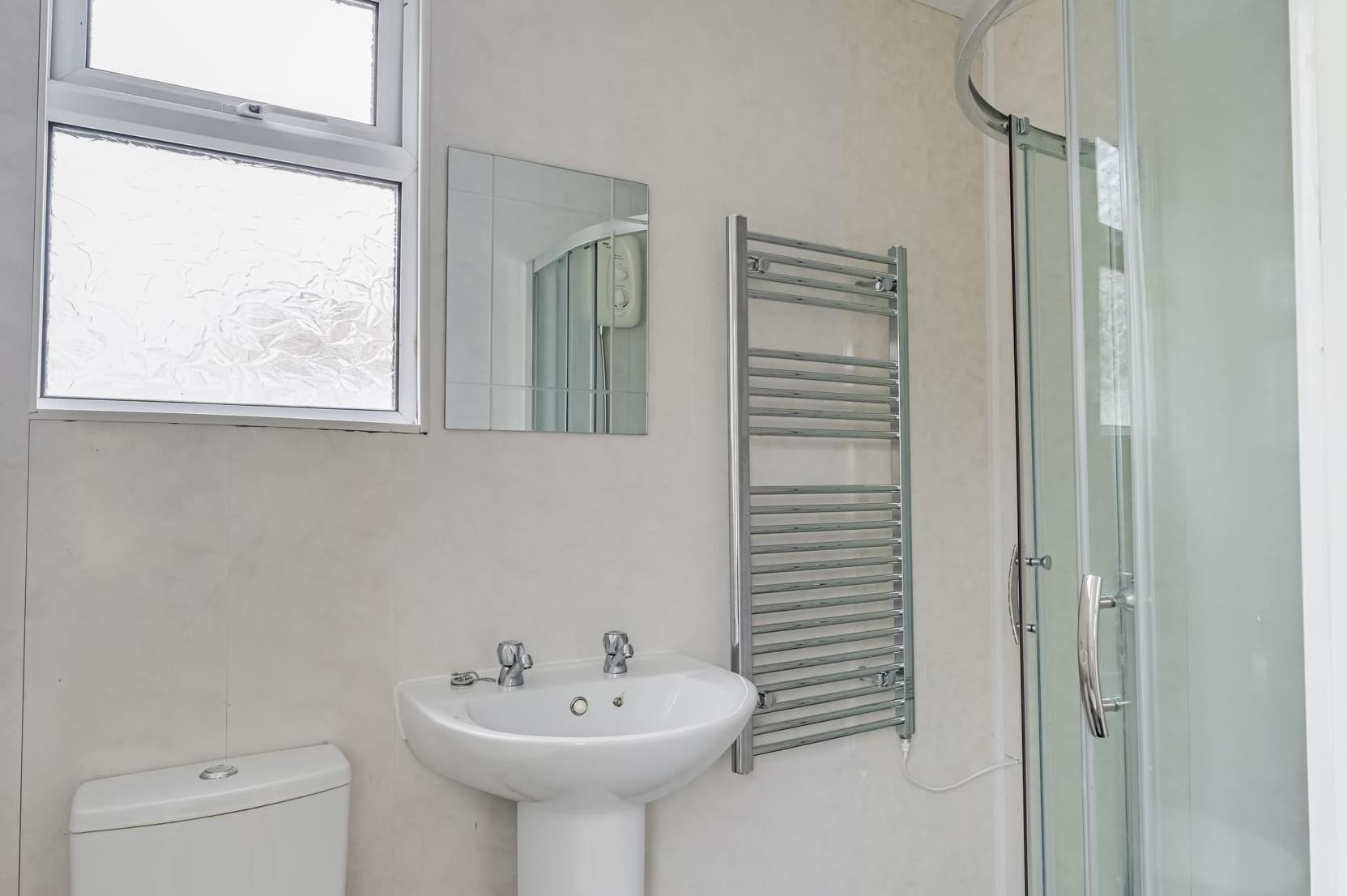 08.17 48 Riverview Estate, Glasheen Stokes H Pix Prints 08 Copy