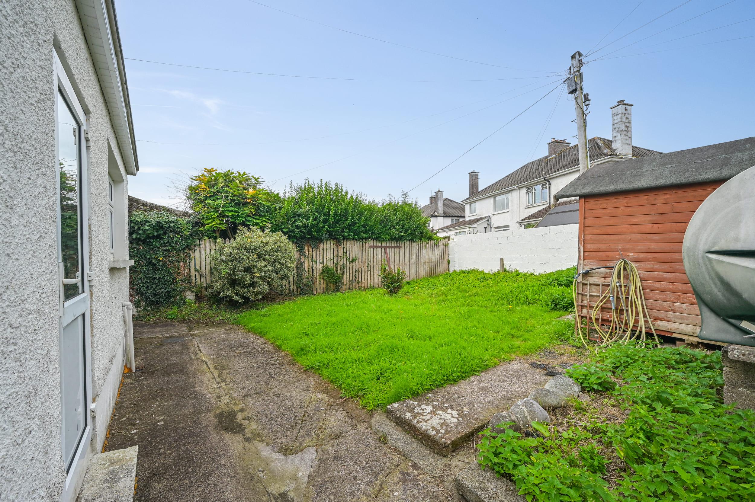 08.17 48 Riverview Estate, Glasheen Stokes H Pix Prints 18