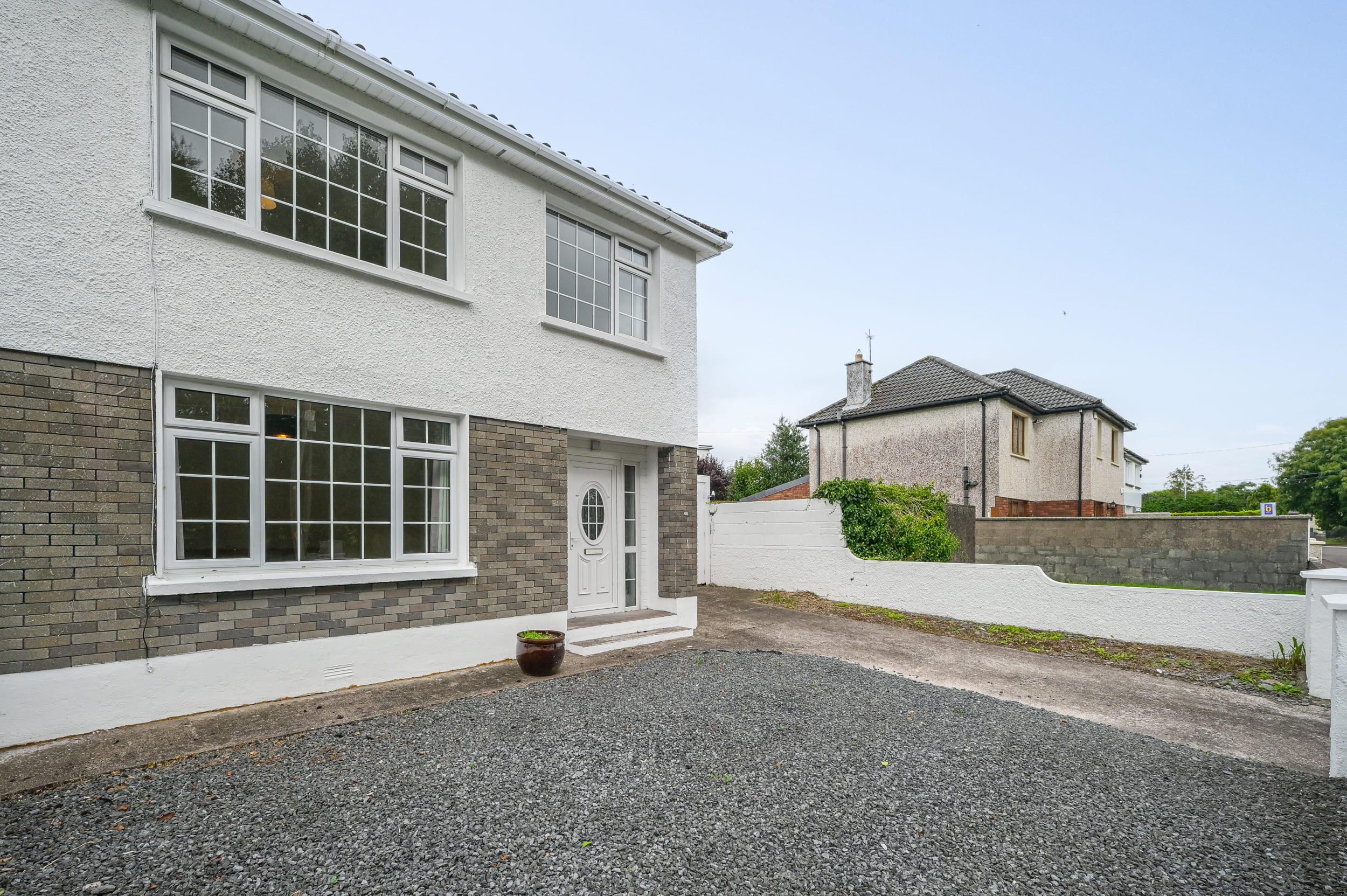 08.17 48 Riverview Estate, Glasheen Stokes H Pix Prints 22 Copy