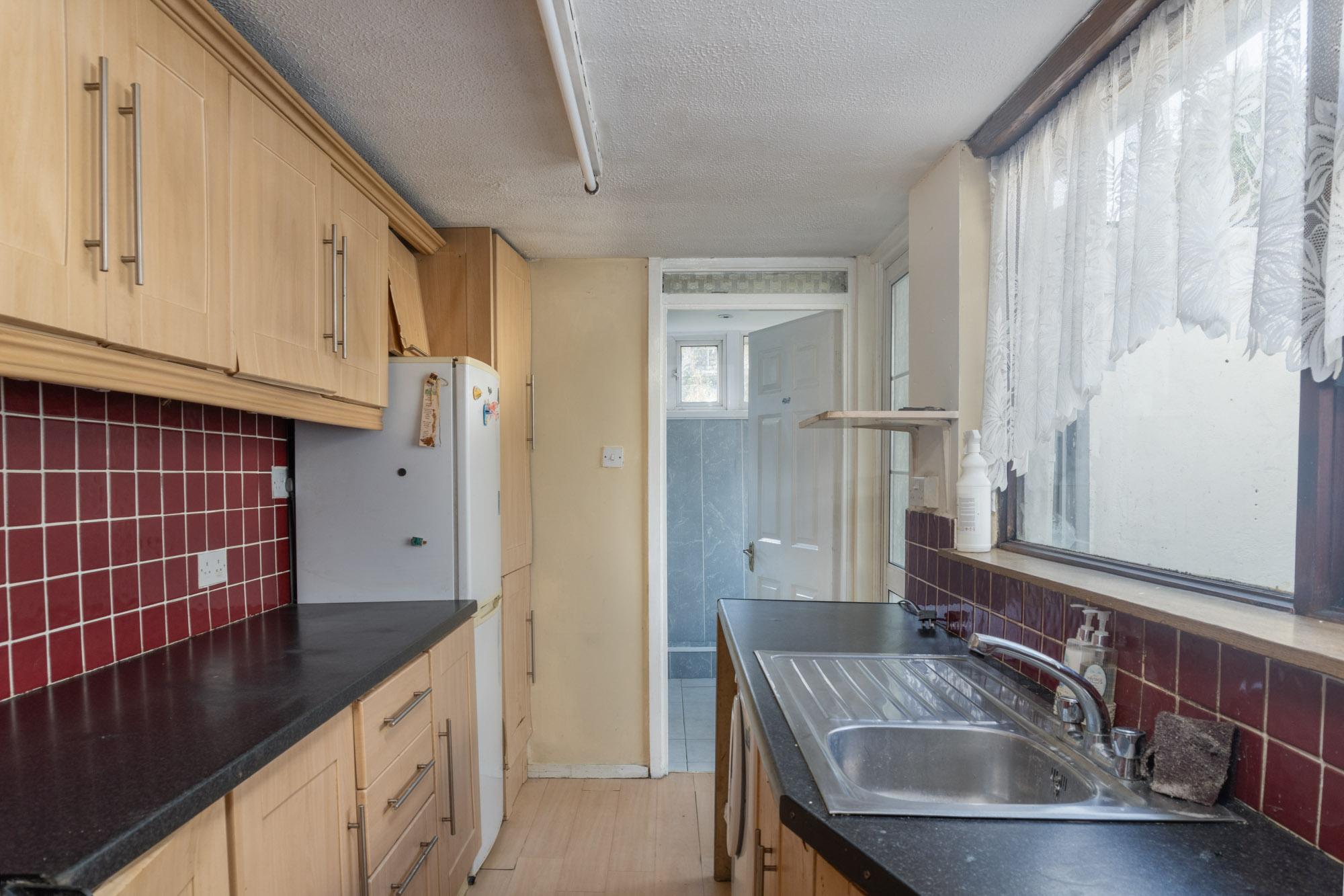 10 28 Tower St Stokes 10