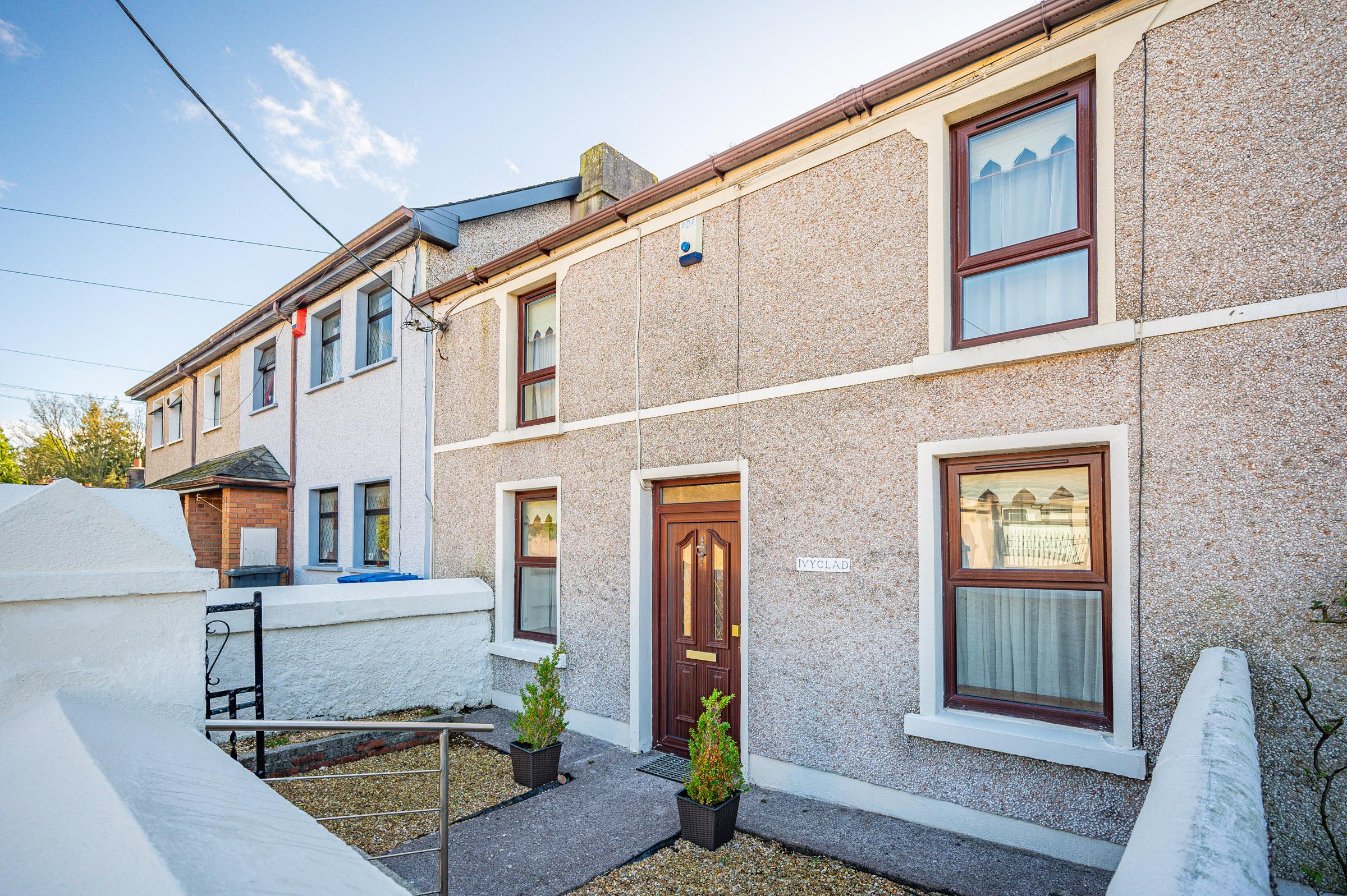 02.12 Ivyclad, Ballinlough Road Stokes H Pix Web 08