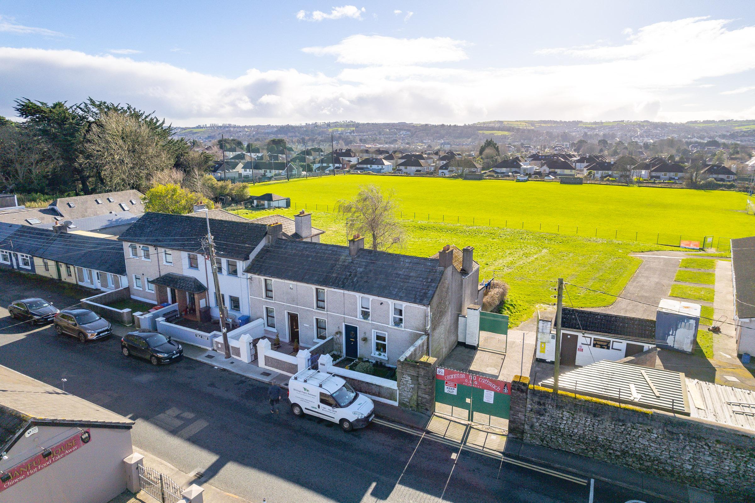 02.12 Ivyclad, Ballinlough Road Stokes H Pix Web 09