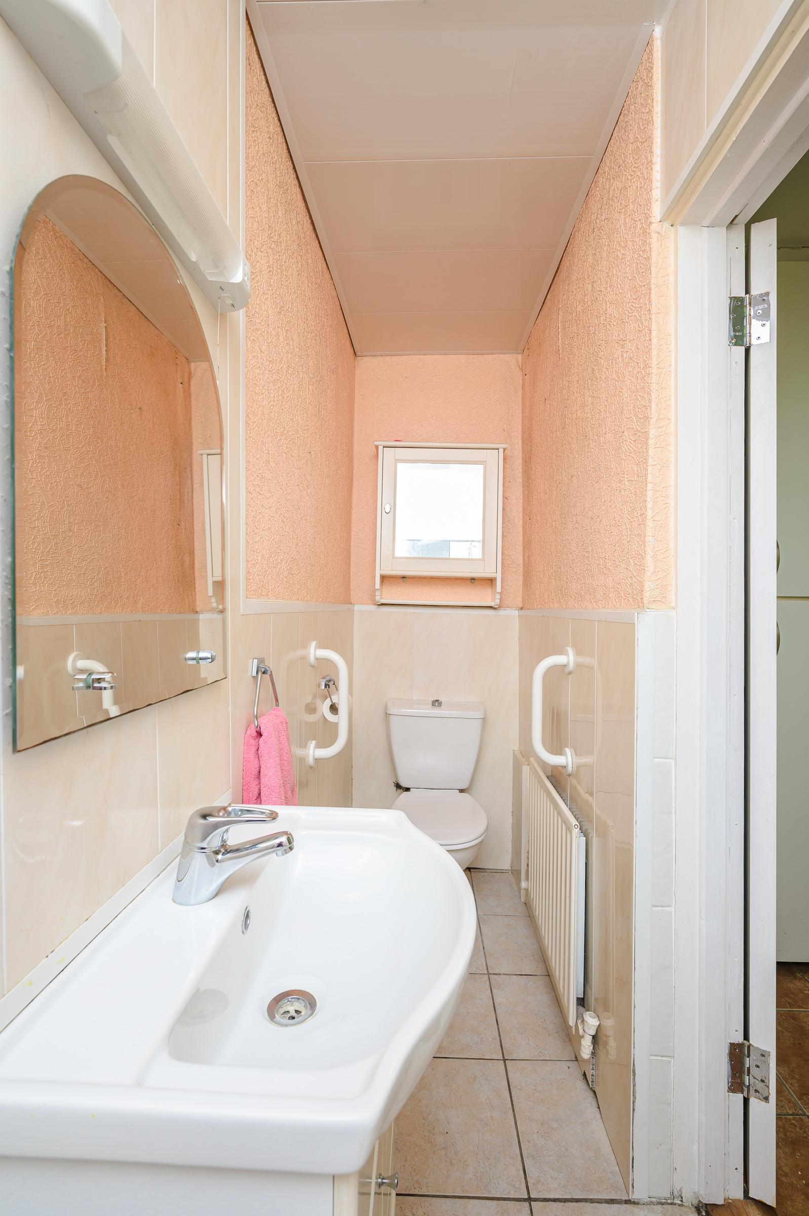 02.12 Ivyclad, Ballinlough Road Stokes H Pix Web 18