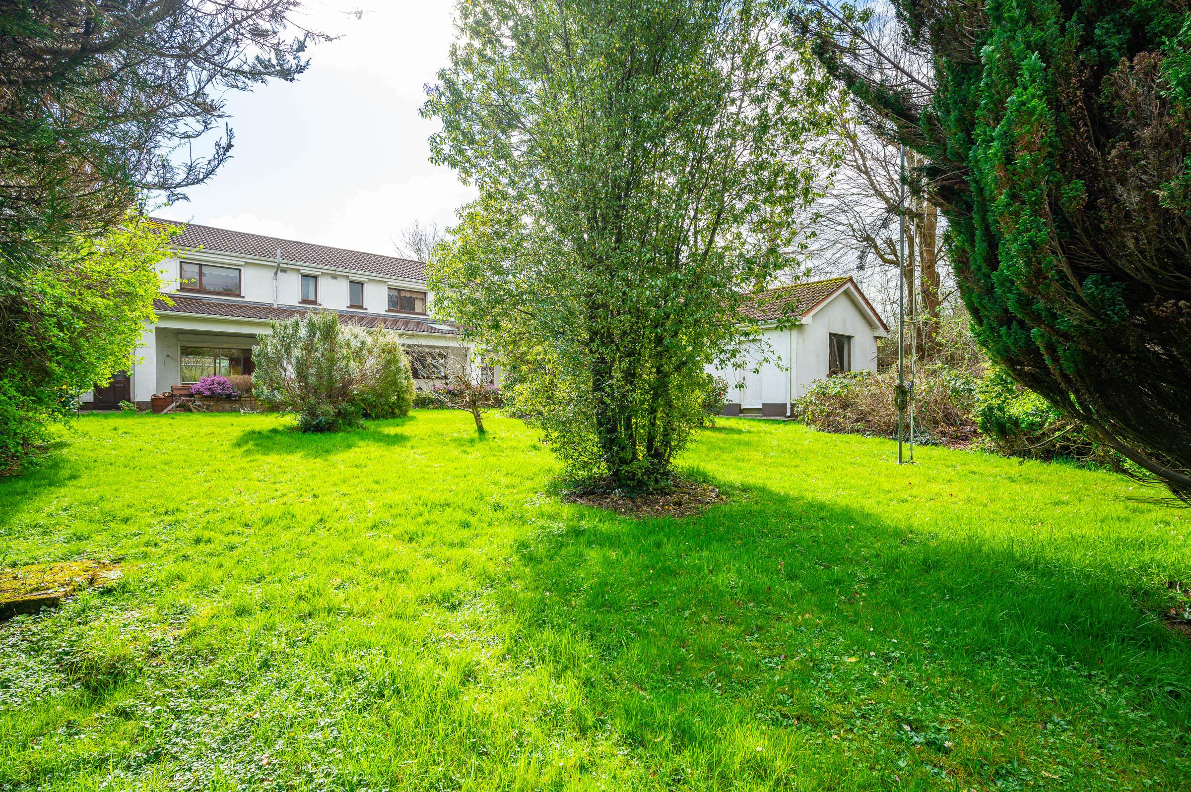 03.11 Bofeenaun, 2 Brookfield, Rochestown Road, Cork Stokes H Pix Web 29