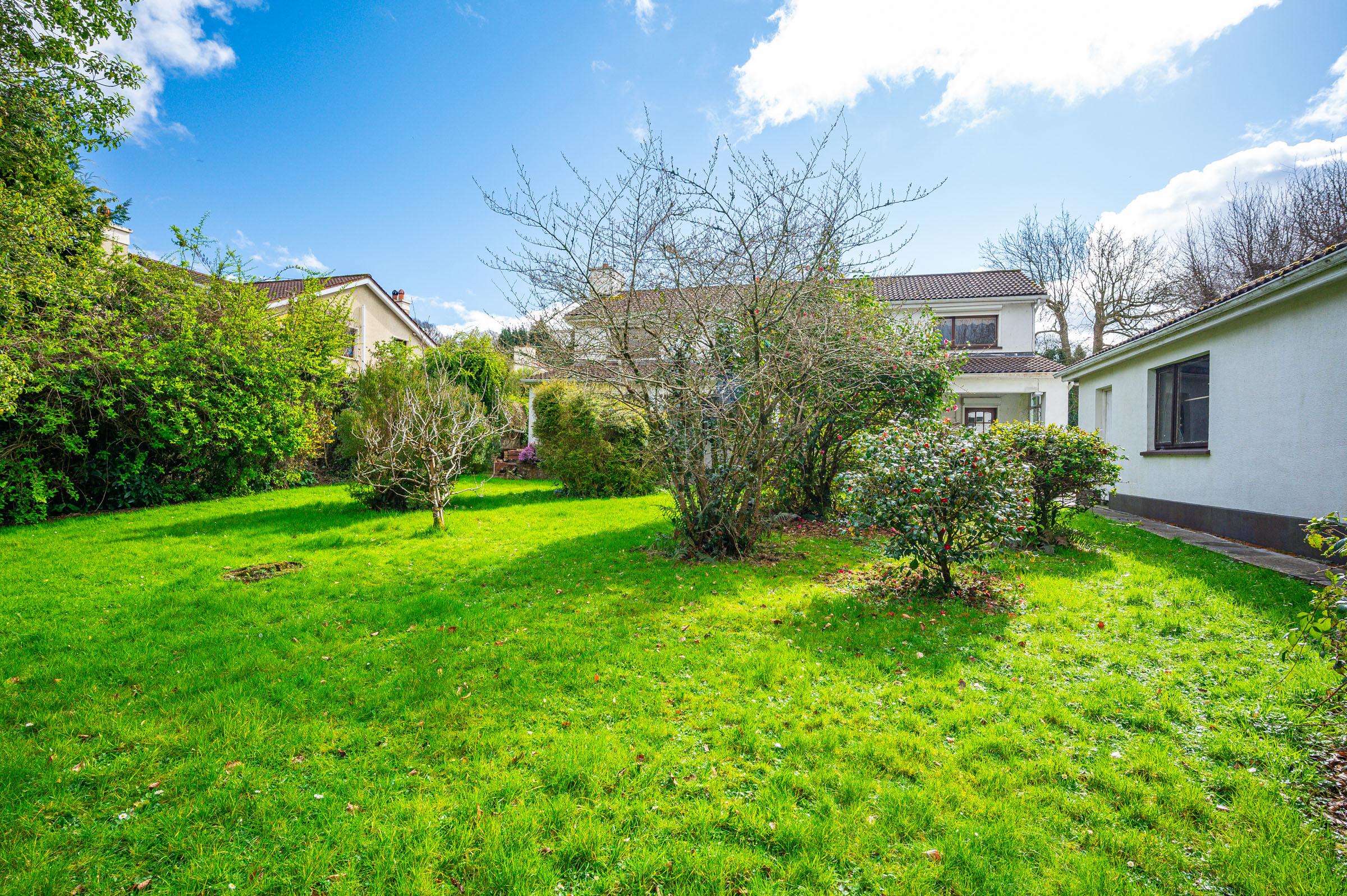 03.11 Bofeenaun, 2 Brookfield, Rochestown Road, Cork Stokes H Pix Web 30