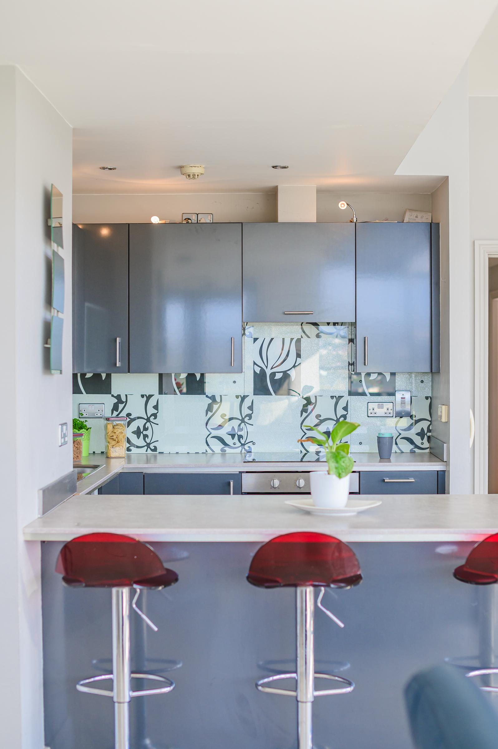 04.09 652 The Kingfisher, The Sanctuary, Jacob's Island, Mahon, Cork Stokes H Pix Web 20