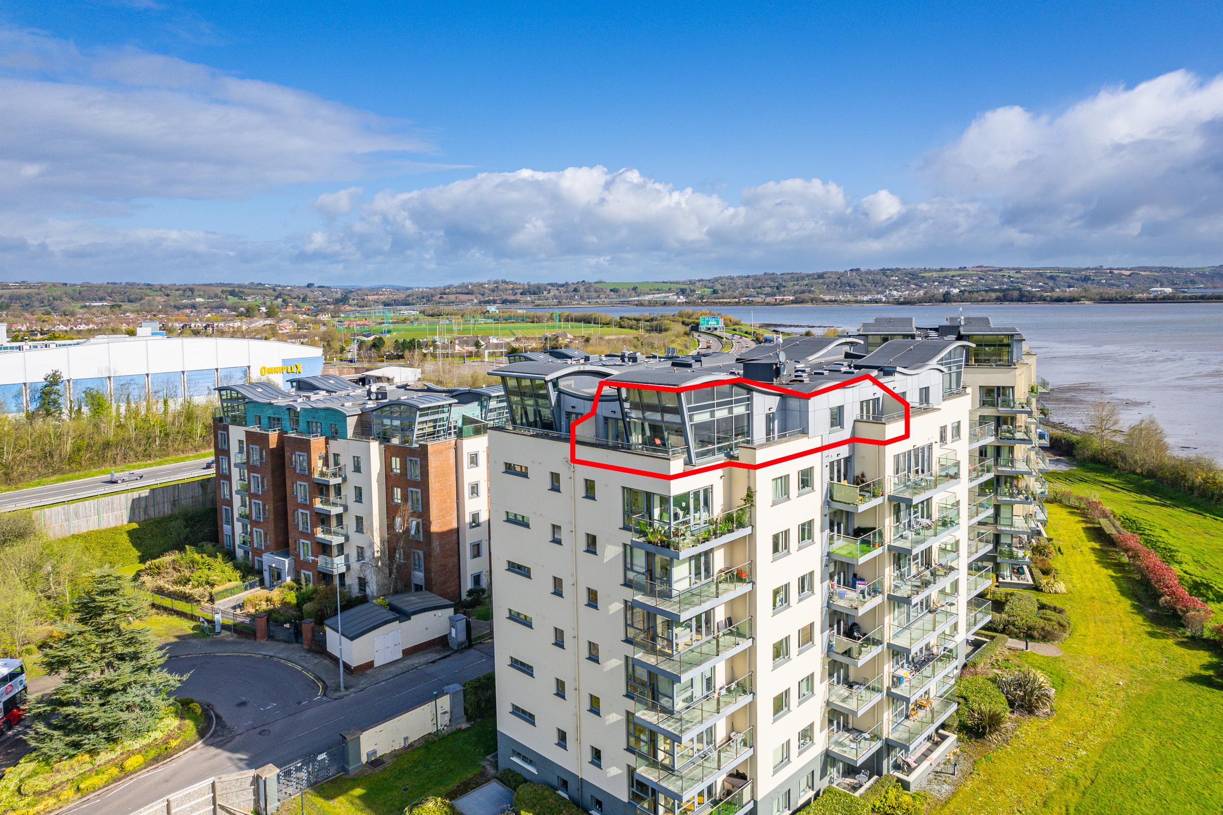 04.09 652 The Kingfisher, The Sanctuary, Jacob's Island, Mahon, Cork Stokes H Pix Web 32