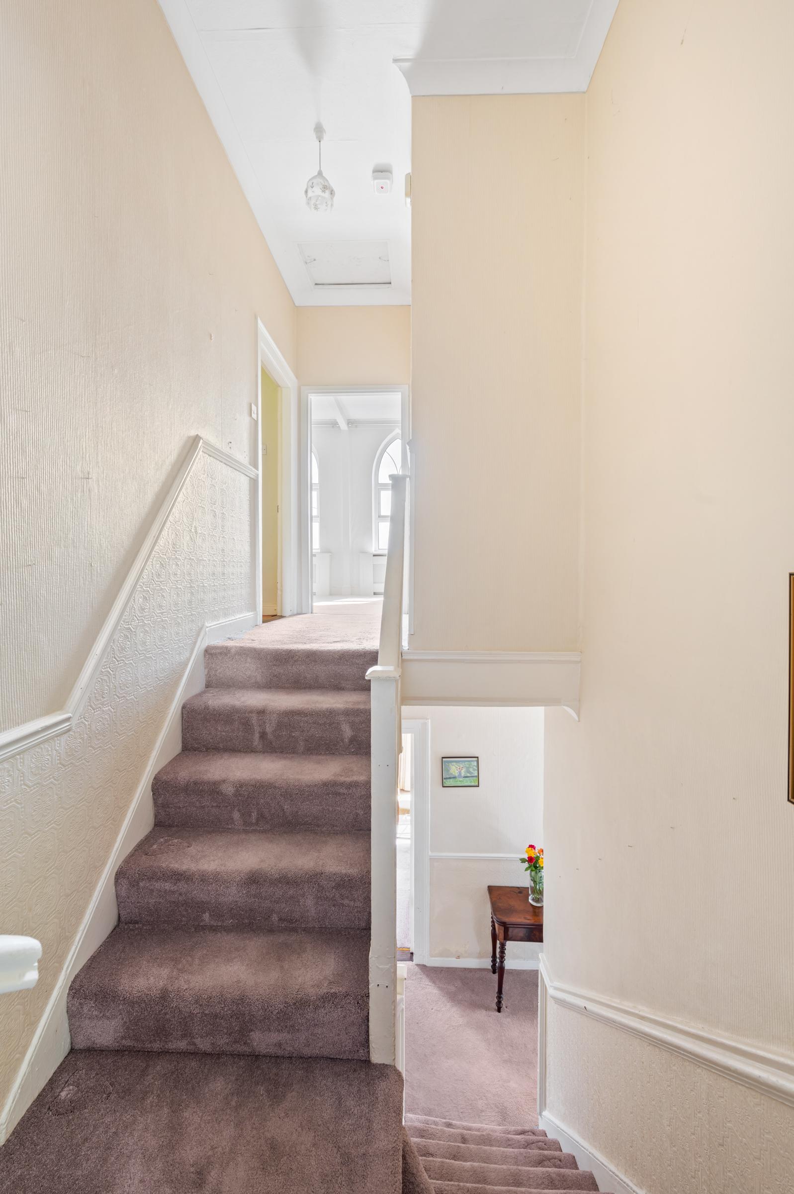 04.09 Albert Cottage, Strand Road, Monkstown, Cork Stokes H Pix Web 13