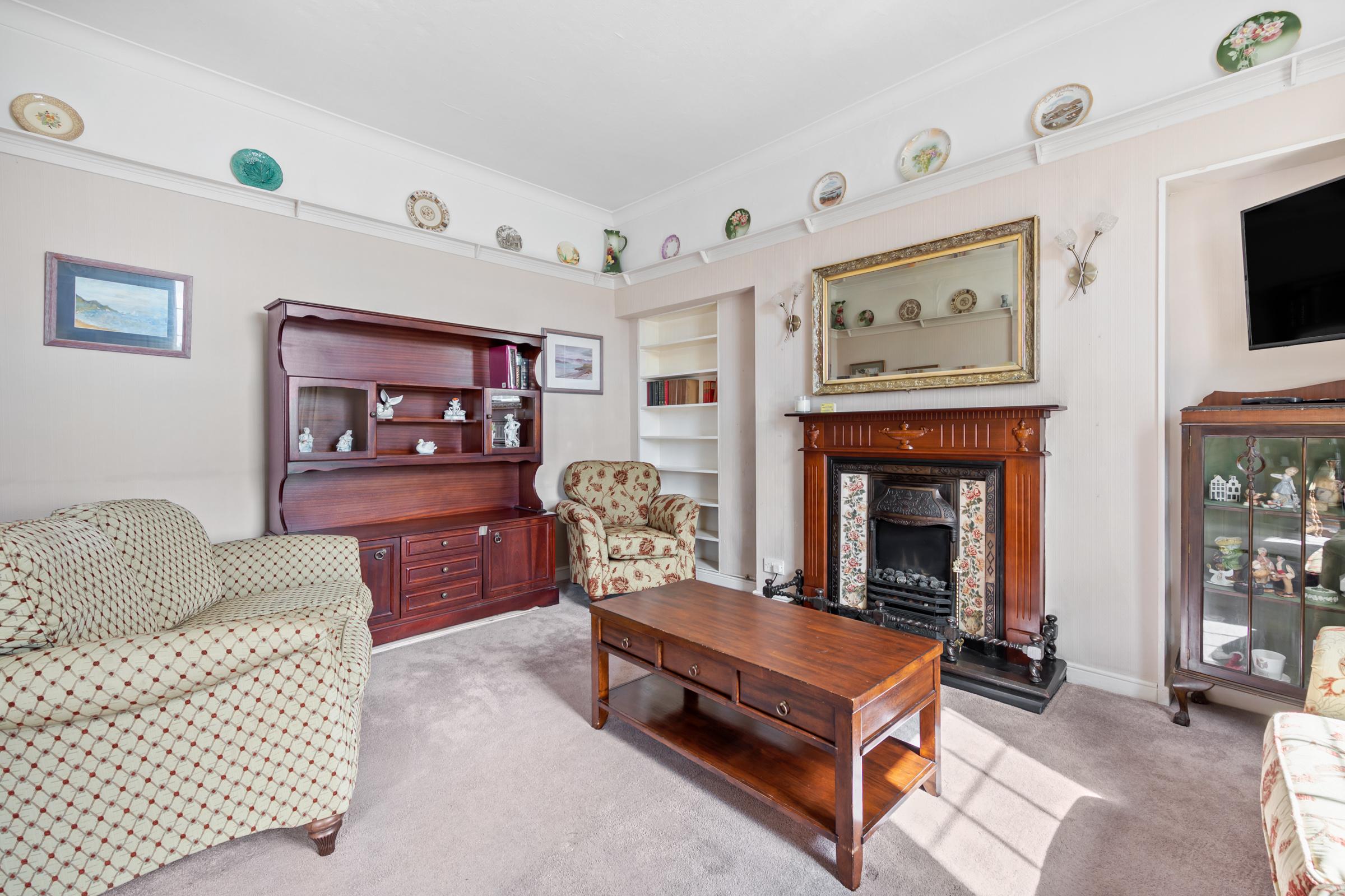 04.09 Albert Cottage, Strand Road, Monkstown, Cork Stokes H Pix Web 19