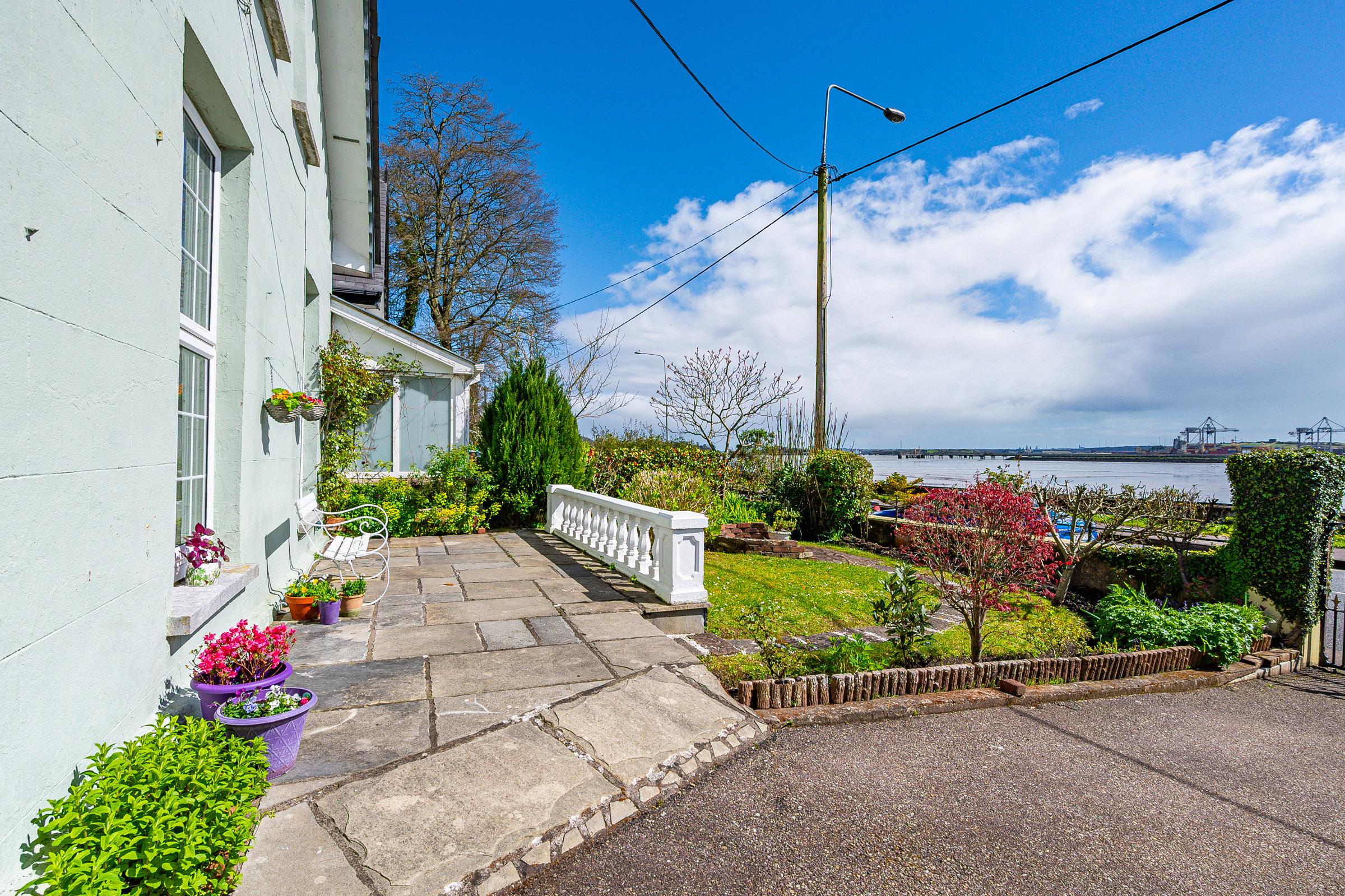 04.09 Albert Cottage, Strand Road, Monkstown, Cork Stokes H Pix Web 29