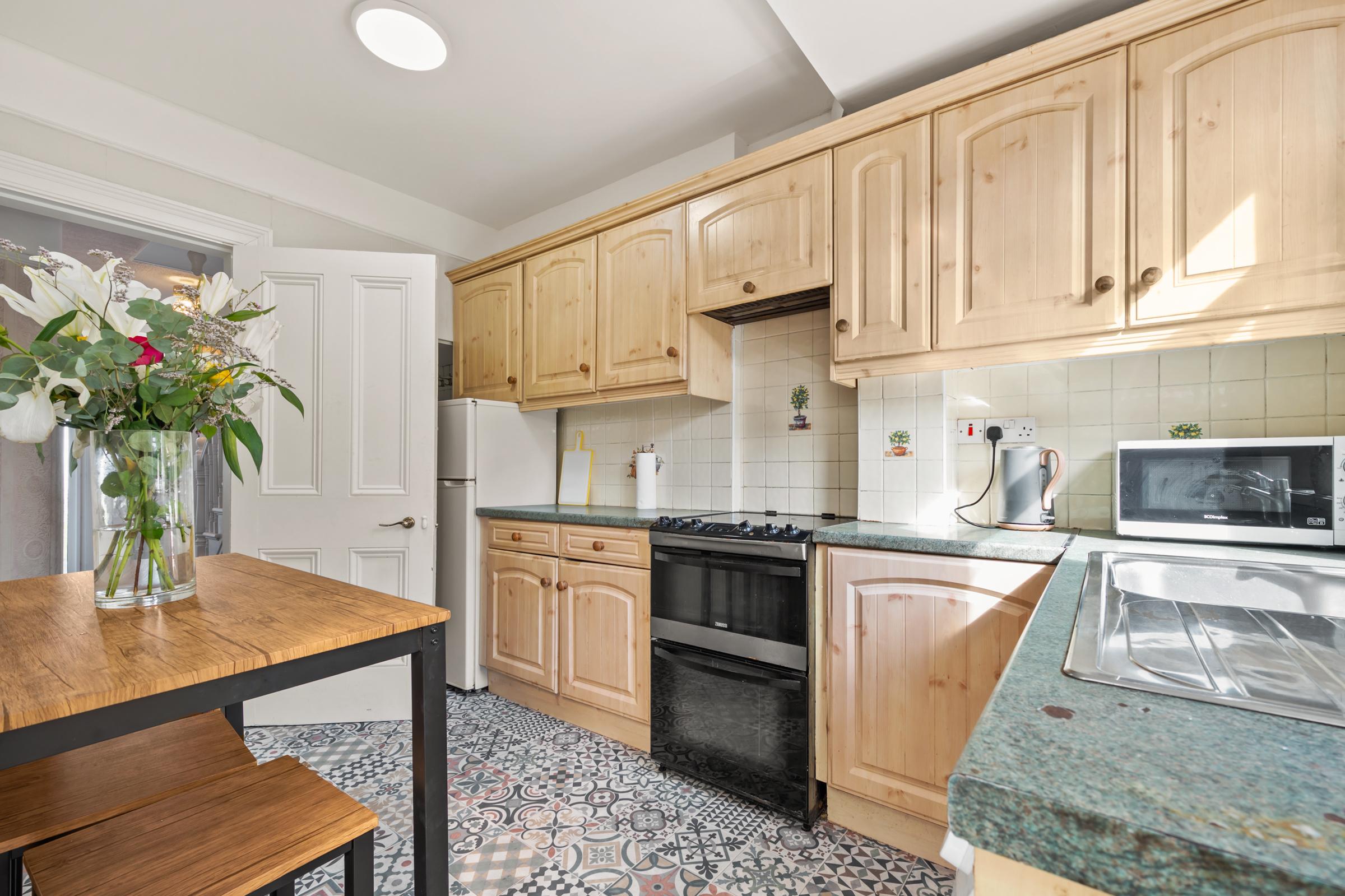 04.09 Grenada, 3 Saint Christopher's Drive, Montenotte, Cork Stokes H Pix Web 05