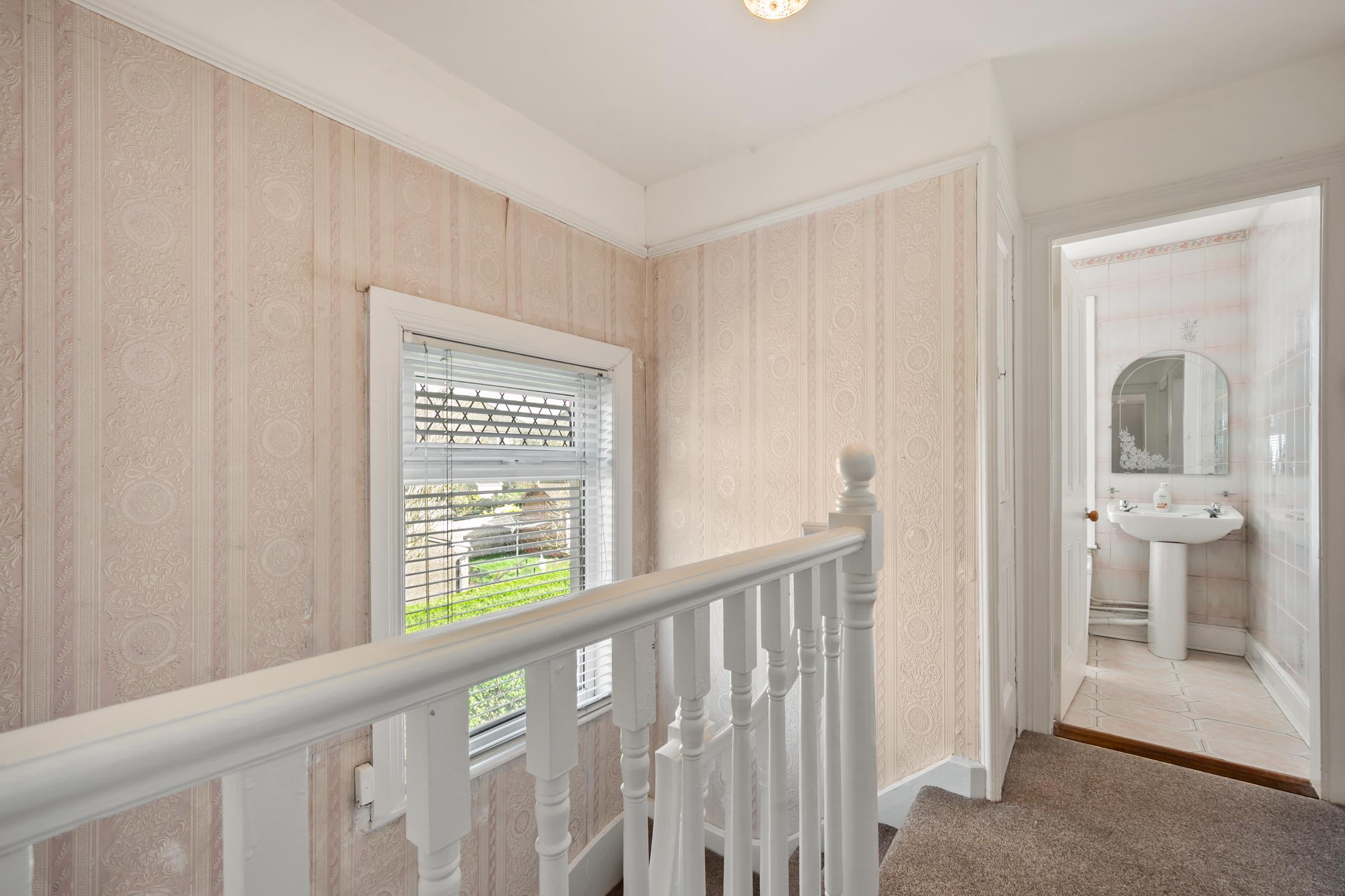 04.09 Grenada, 3 Saint Christopher's Drive, Montenotte, Cork Stokes H Pix Web 08