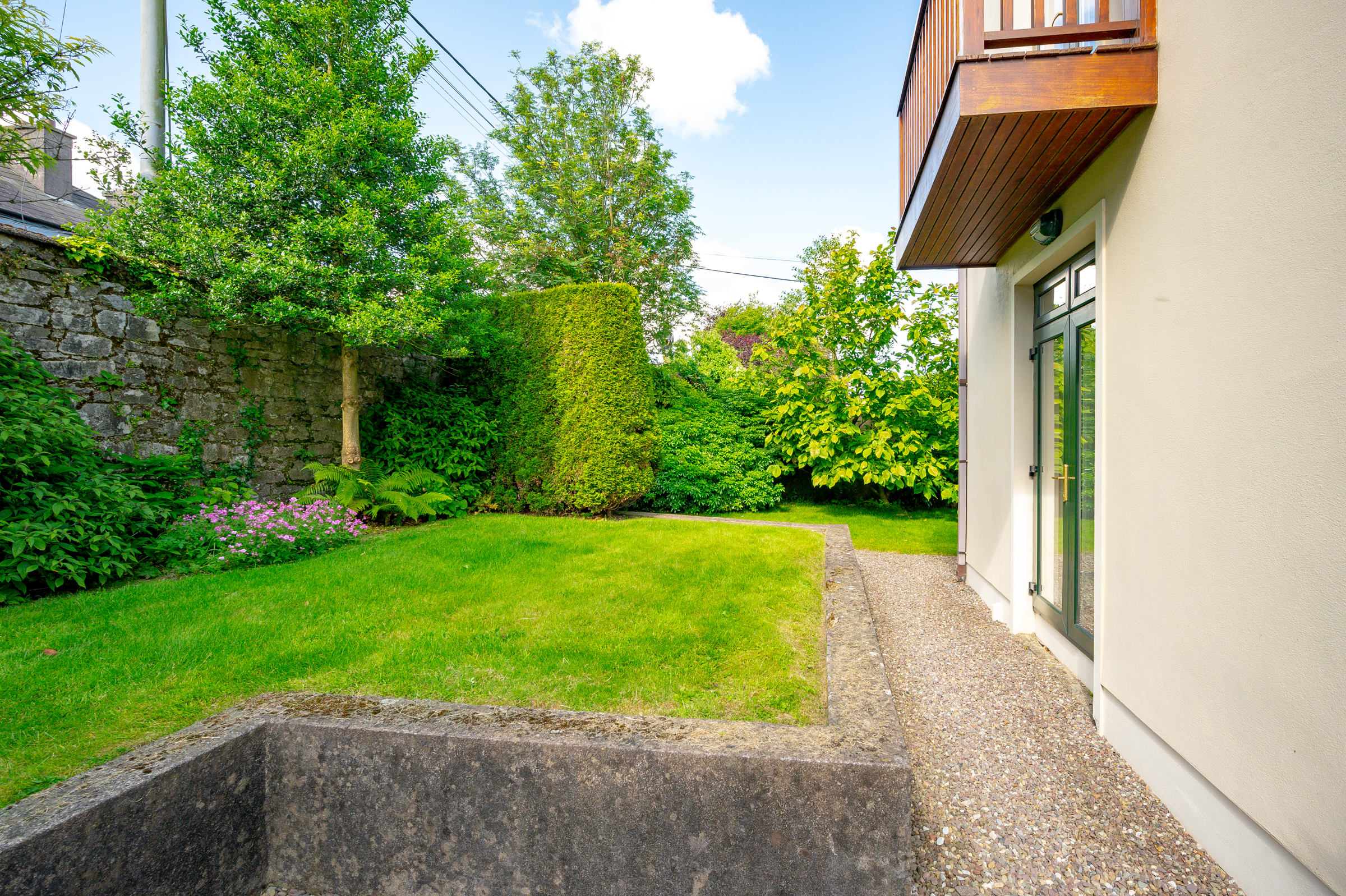 06.06 Sunnyside House 1, Barringtons Avenue, Blackrock Stokes H Pix Web 08