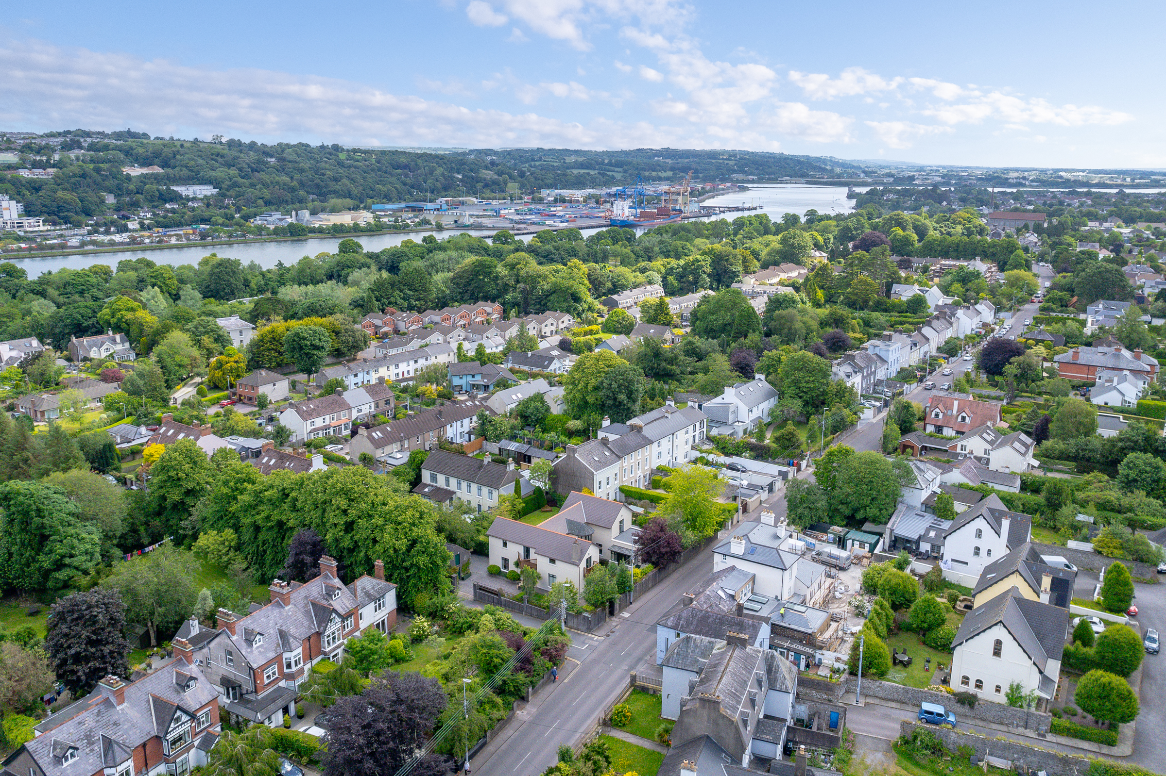 06.06 Sunnyside House 1, Barringtons Avenue, Blackrock Stokes H Pix Web 29