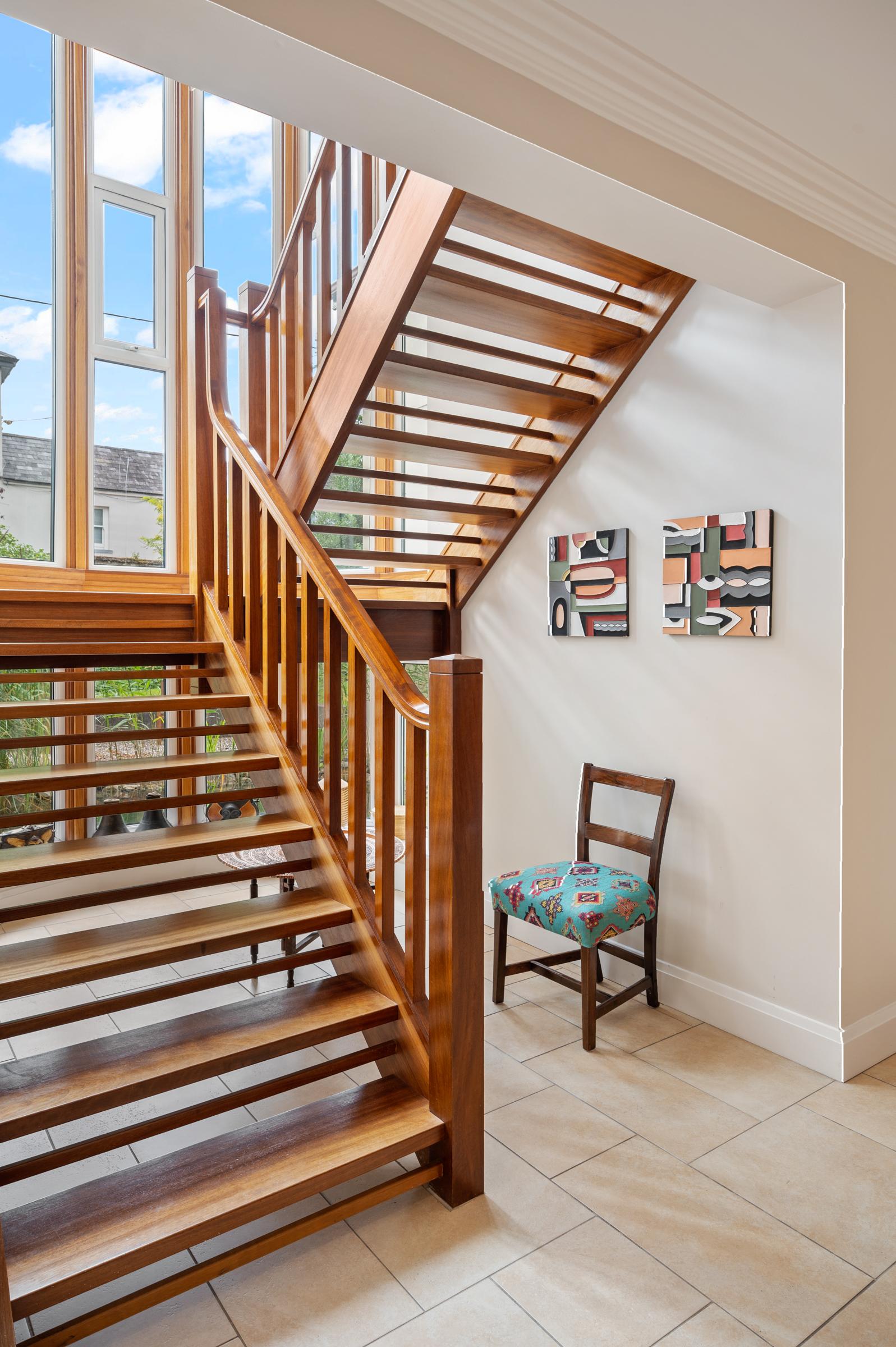 06.06 Sunnyside House 1, Barringtons Avenue, Blackrock Stokes H Pix Web 34