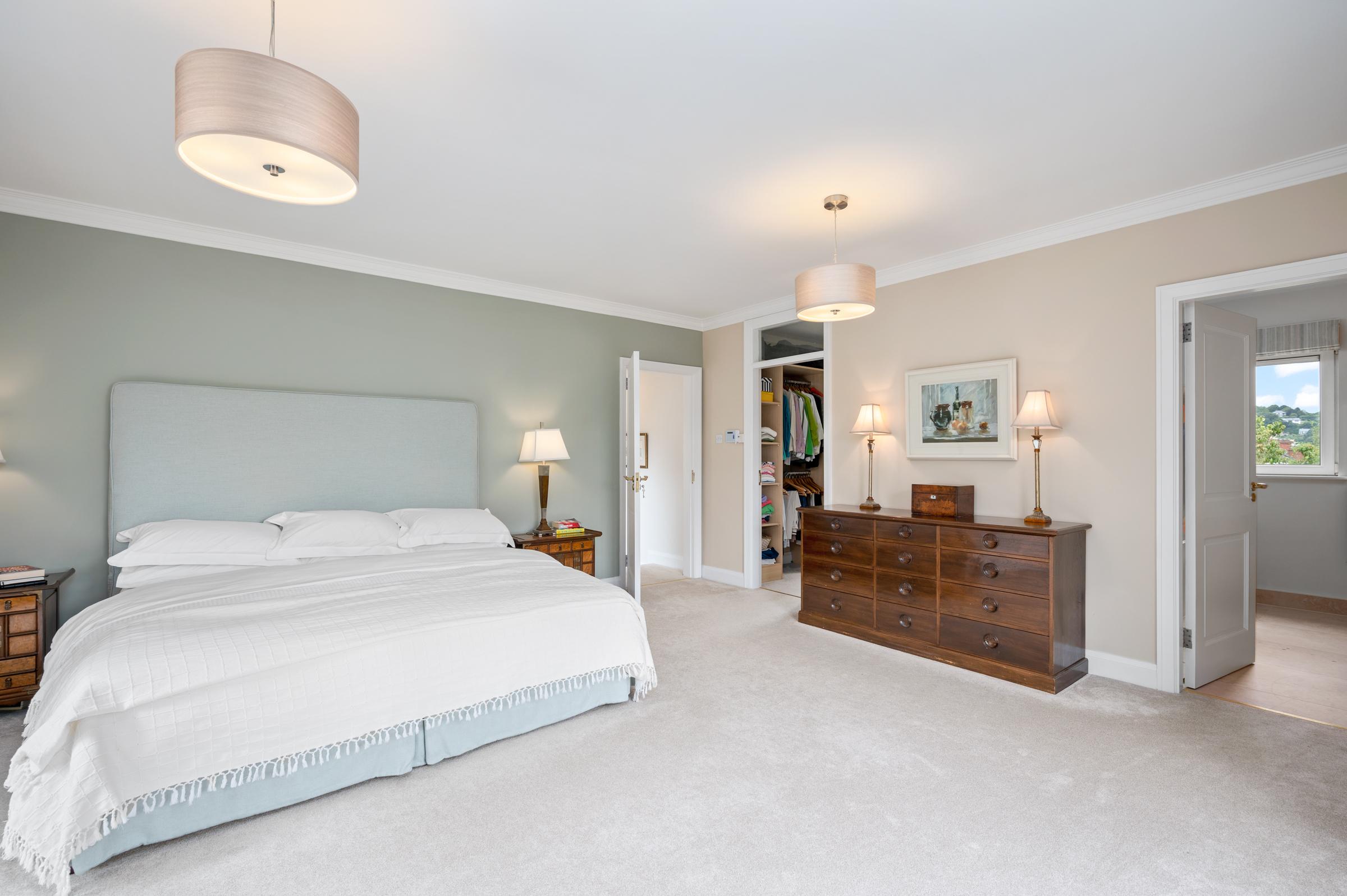 06.06 Sunnyside House 1, Barringtons Avenue, Blackrock Stokes H Pix Web 57