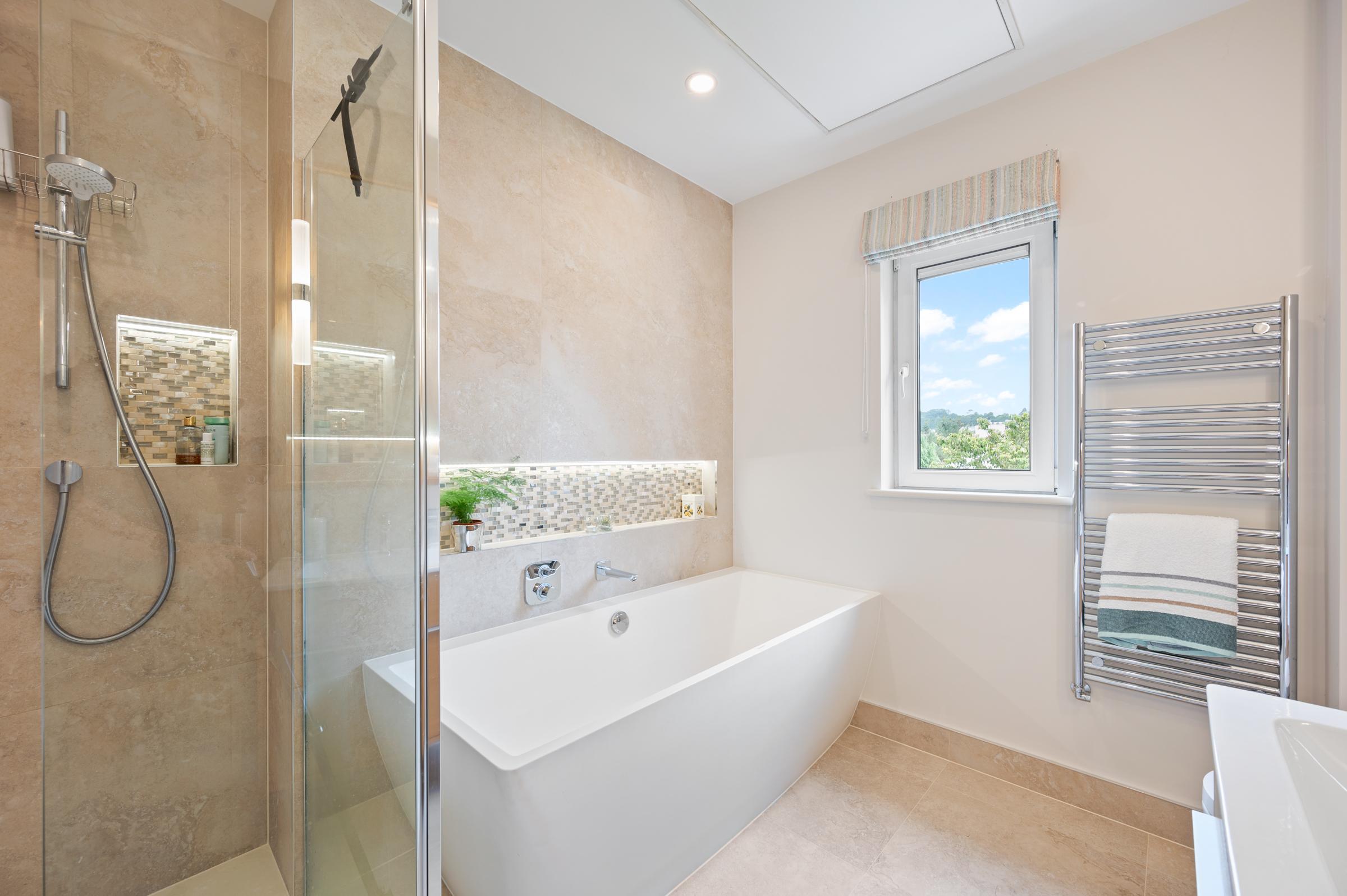 06.06 Sunnyside House 1, Barringtons Avenue, Blackrock Stokes H Pix Web 58