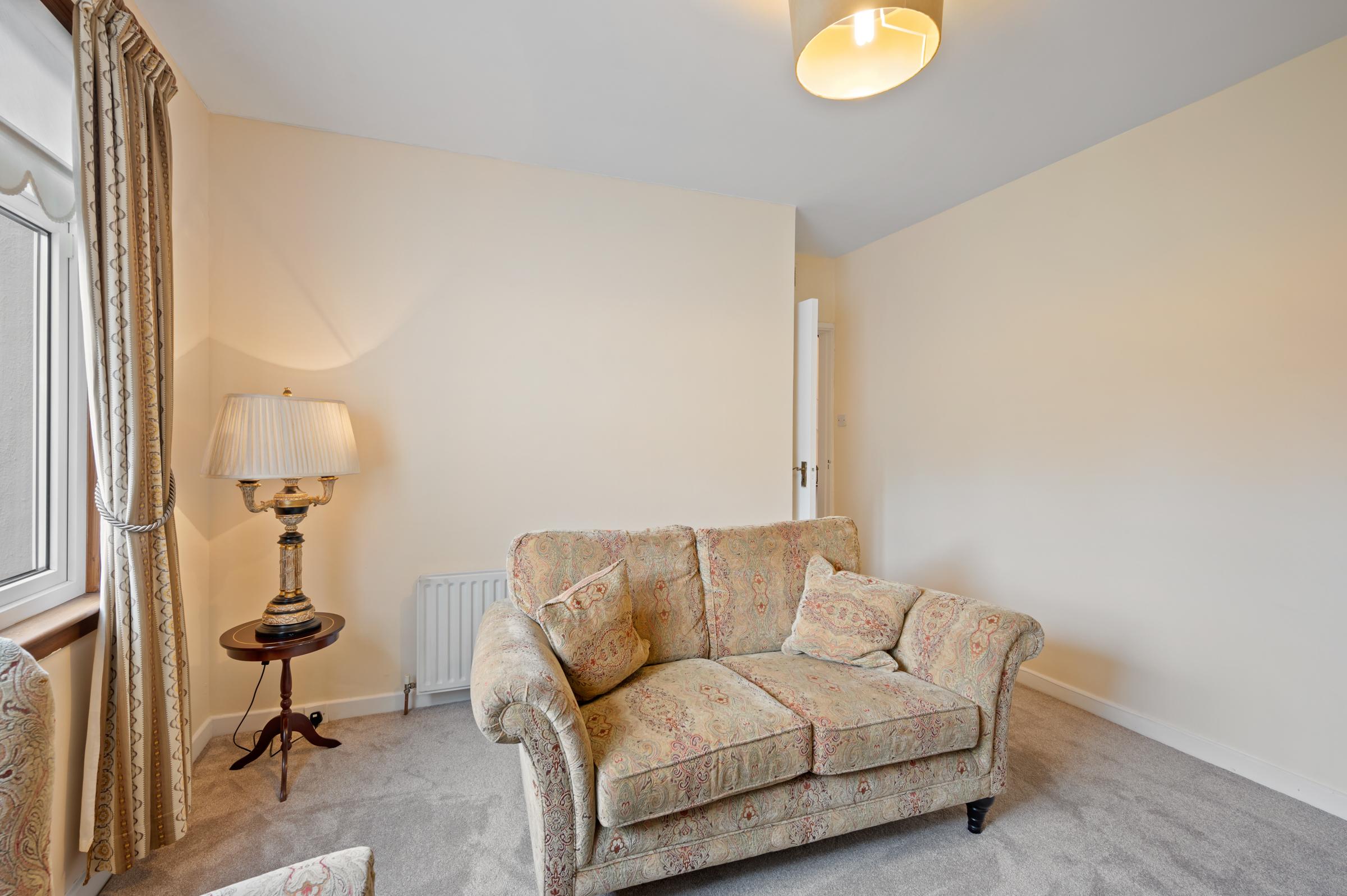 08.21 1 Avonlea Court, Blackrock Stokes H Pix Web 08