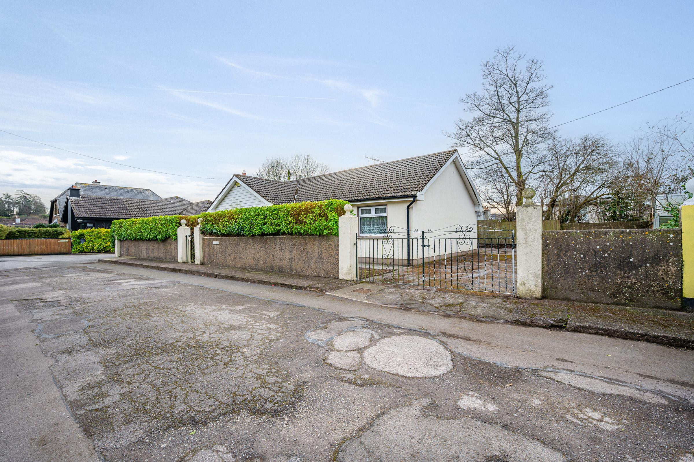 02.08 Parkview, The Pond Bank, Church Street, Douglas, Cork City, Co. Cork Stokes H Pix Web 08