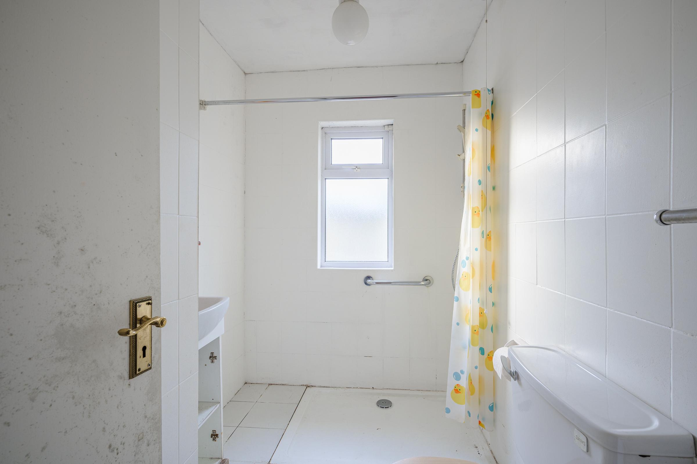 02.08 Parkview, The Pond Bank, Church Street, Douglas, Cork City, Co. Cork Stokes H Pix Web 25