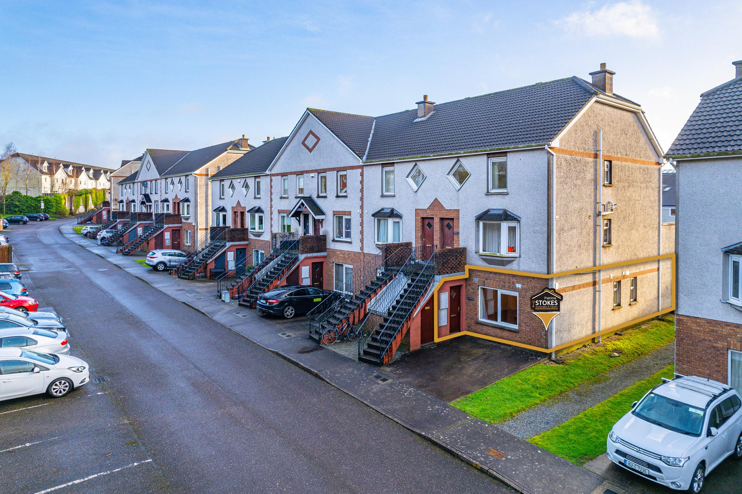 02.19 37 Lios Na Greine, South Douglas Road, Cork City, Co. Cork Stokes H Pix Web 06