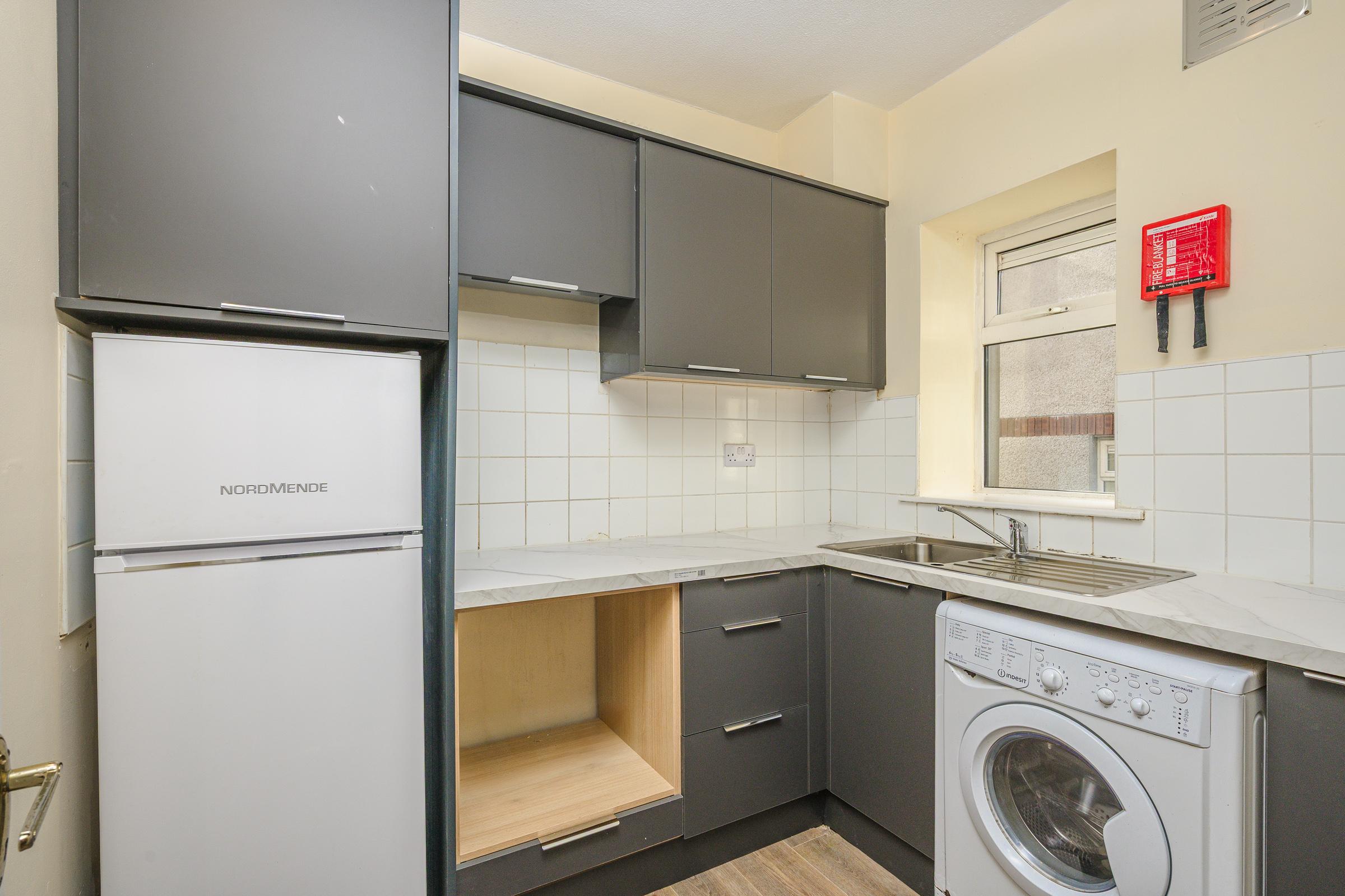 02.19 37 Lios Na Greine, South Douglas Road, Cork City, Co. Cork Stokes H Pix Web 16