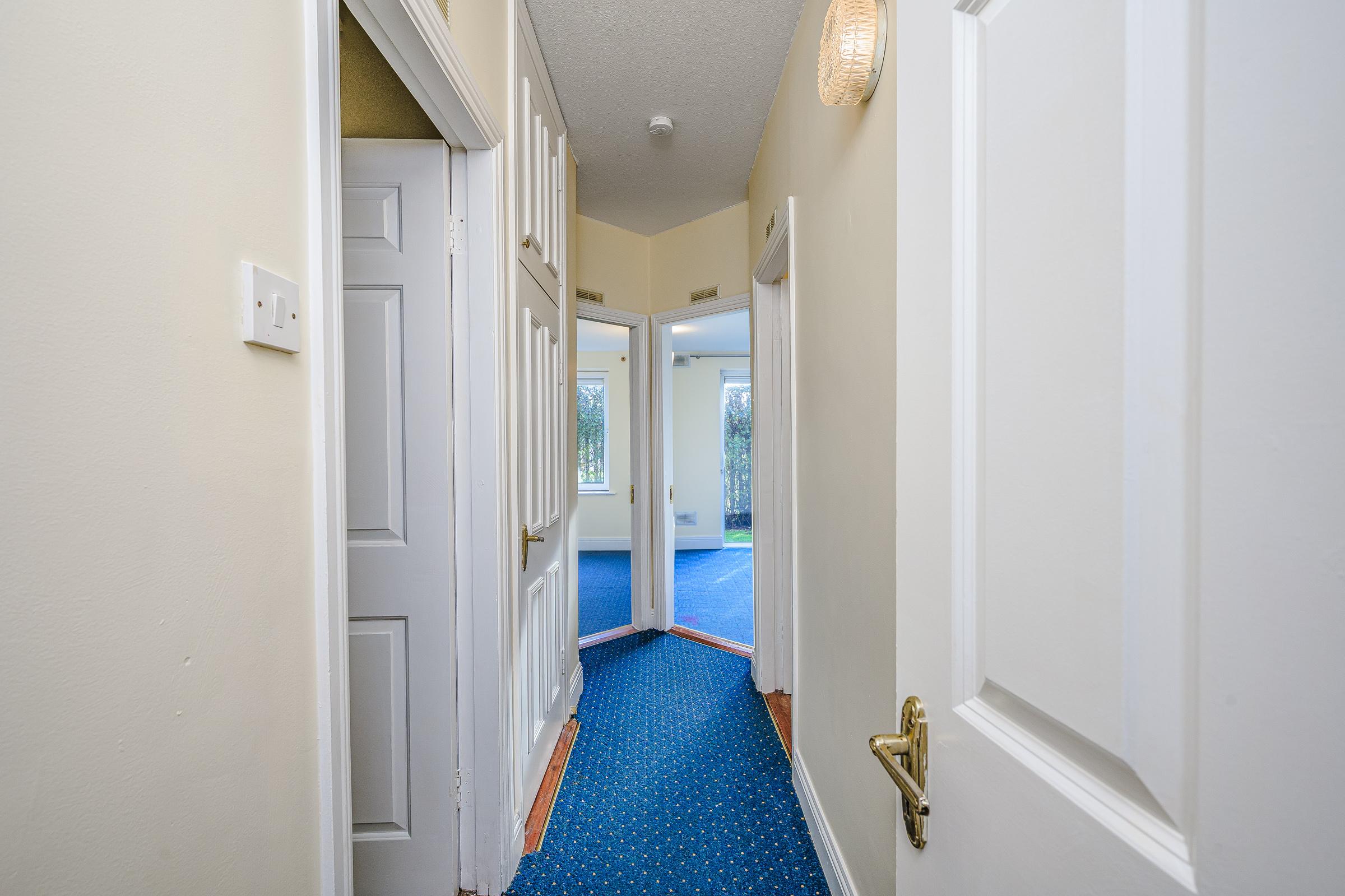 02.19 37 Lios Na Greine, South Douglas Road, Cork City, Co. Cork Stokes H Pix Web 18