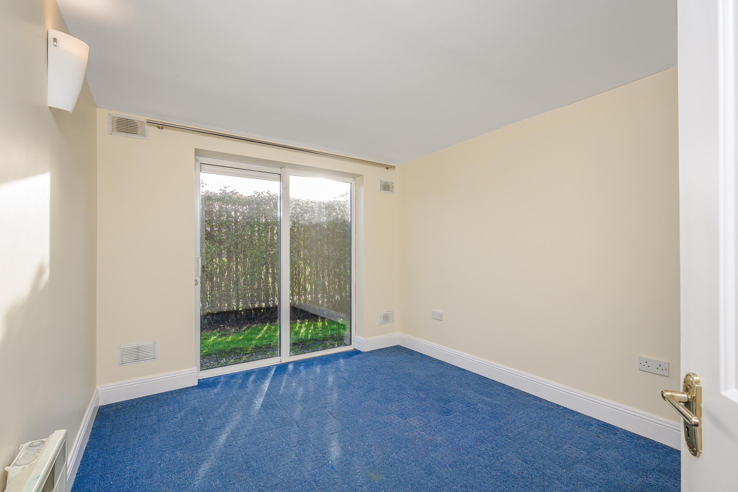 02.19 37 Lios Na Greine, South Douglas Road, Cork City, Co. Cork Stokes H Pix Web 22