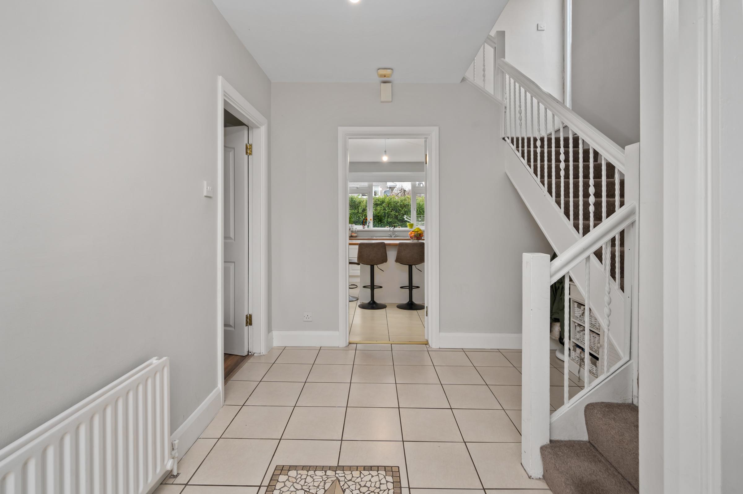 03.04 23 Upper Kensington, Clarke's Hill, Rochestown Stokes H Pix Web 01