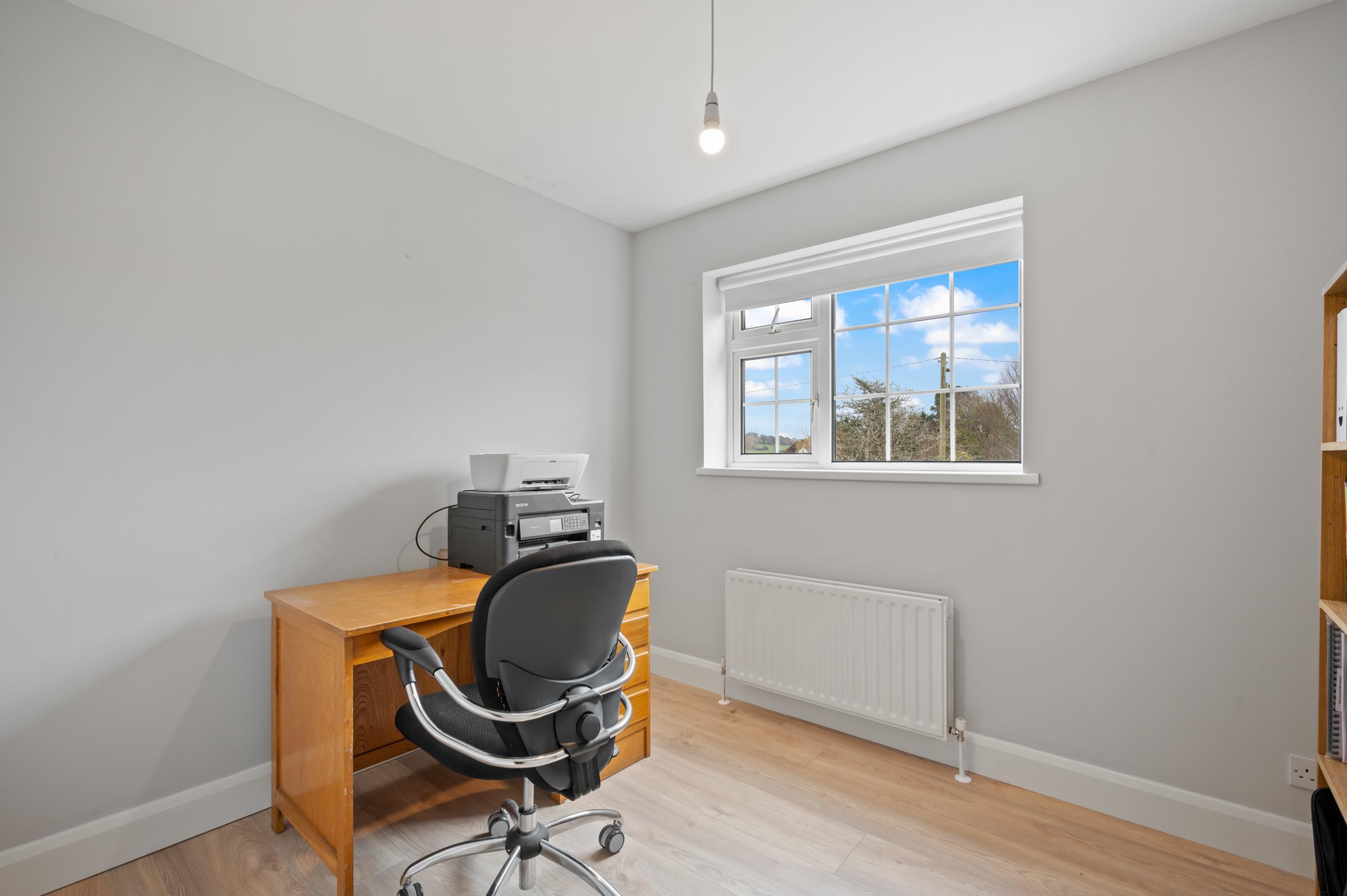 03.04 23 Upper Kensington, Clarke's Hill, Rochestown Stokes H Pix Web 18