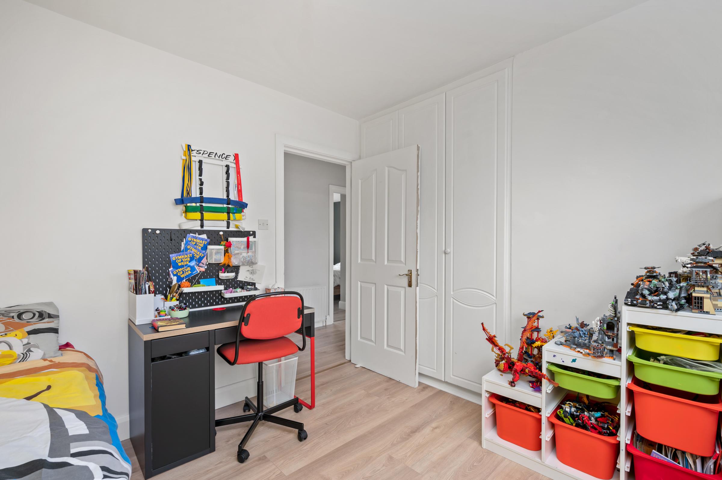 03.04 23 Upper Kensington, Clarke's Hill, Rochestown Stokes H Pix Web 20